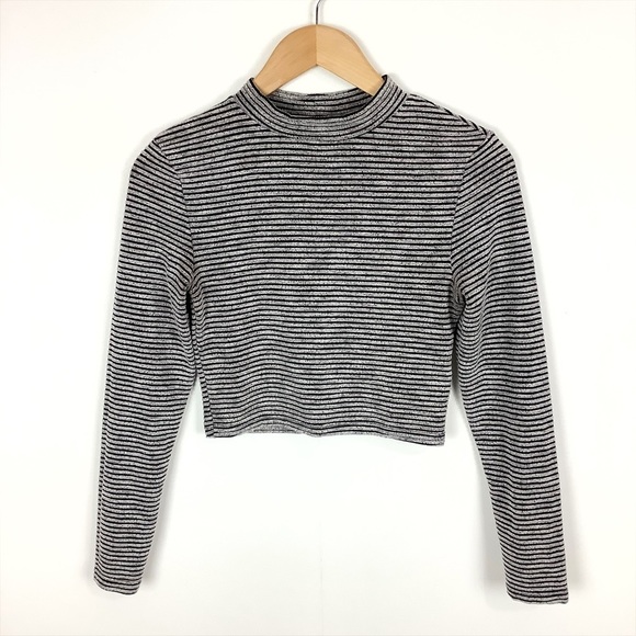 Divided Tops - H&M Divided Women’s Long Sleeve Crop Top Mock Neck Stripe Size Small